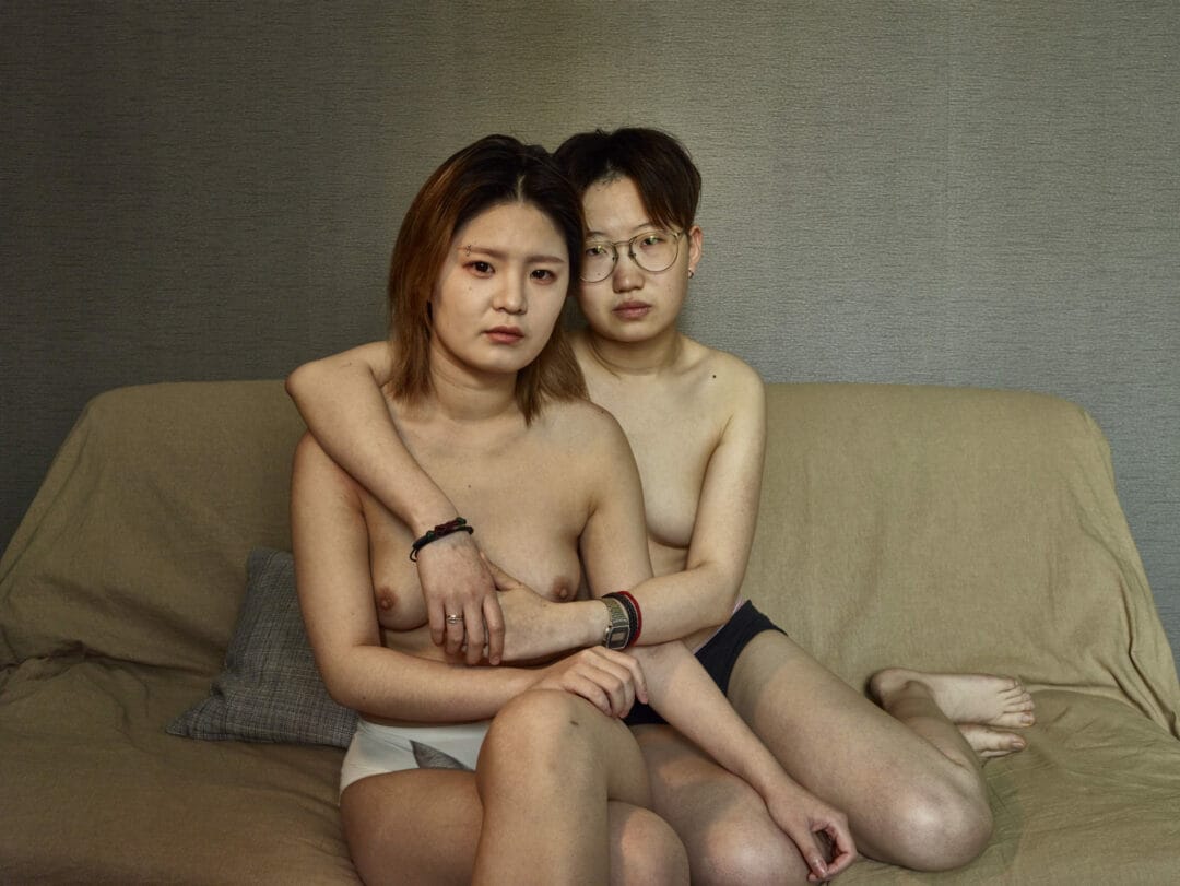 2 COPIES! SOLD OUT today or tomorrow lol last signed copies available #PieterHugo #photobook « #FlatNoodleSoupTalk » #LimitedEdition 500 – #SignedCopy €55 #editionsbessard #photography #china #SouthAfrica #ArtistEdition Pieter Hugo Editions Bessard design by #RamonPez #LimitedEdition 500 – #Signed #editionsbessard #photography #Photographer #photographie #ArtOfPerfection #Art #contemporaryart #collector #collectors #Beijing