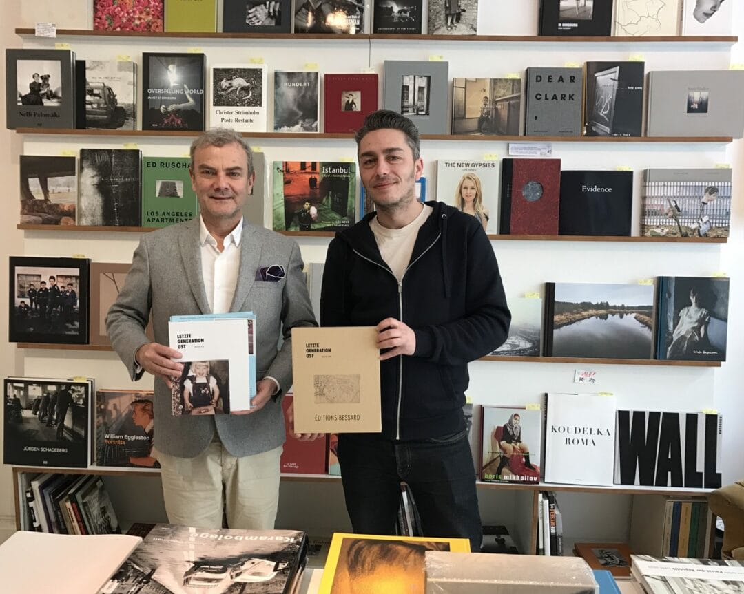 Always a pleasure to stop by Bildband in Berlin Immanuelkirchstr.33, and talk to Thomas Gust We’re holding each other’s book ! Kristin Trüb by Éditions Bessard. He’s incredibly knowledgeable about everything he carries. I learned a few things today.