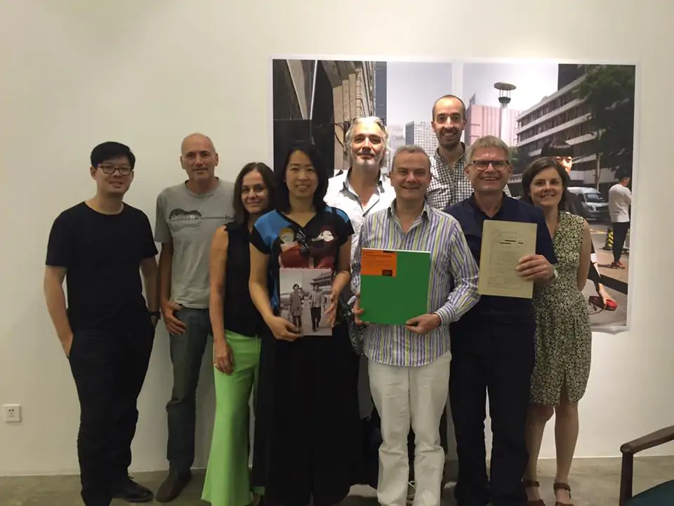 The jury of the 2016 edition of the Kassel photobook festival dummy award with the three winning books. Winner Mathieu Asselin with his Book Monsanto! Congratulations! – avec Chen Shen, Guy Tillim, Claudia Jaguaribe, Lijie Zhang, Sybren Kuiper, Mathieu Asselin, Pierre Bessard, Ruben Lundgren, Dieter Neubert et Eva Gravayat.