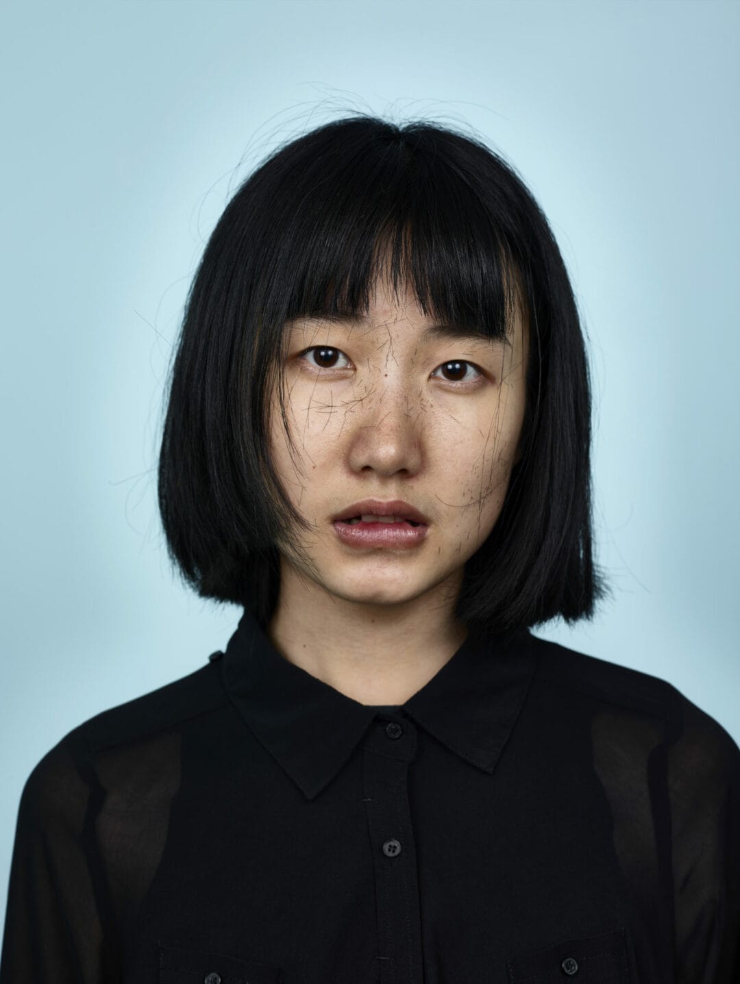 It will be sold out in less than 2 months #PieterHugo #photobook « #FlatNoodleSoupTalk » #LimitedEdition 500 – #SignedCopy available €55 #editionsbessard #photography #china #SouthAfrica #ArtistEdition Pieter Hugo Editions Bessard design by Ramon Pez Pez few copies available now…